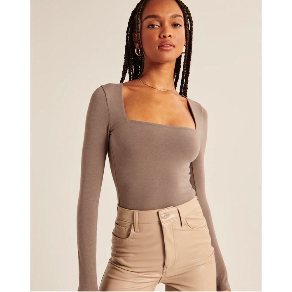 Abercrombie and Fitch Seemless Cotton Squareneck Long Sleeve Bodysuit Sz Small